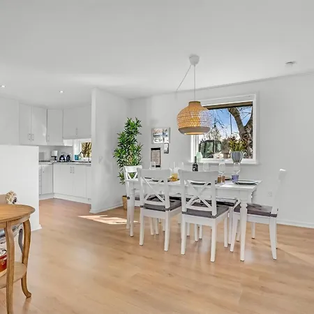 Hane - 750m From The Sea By Interhome